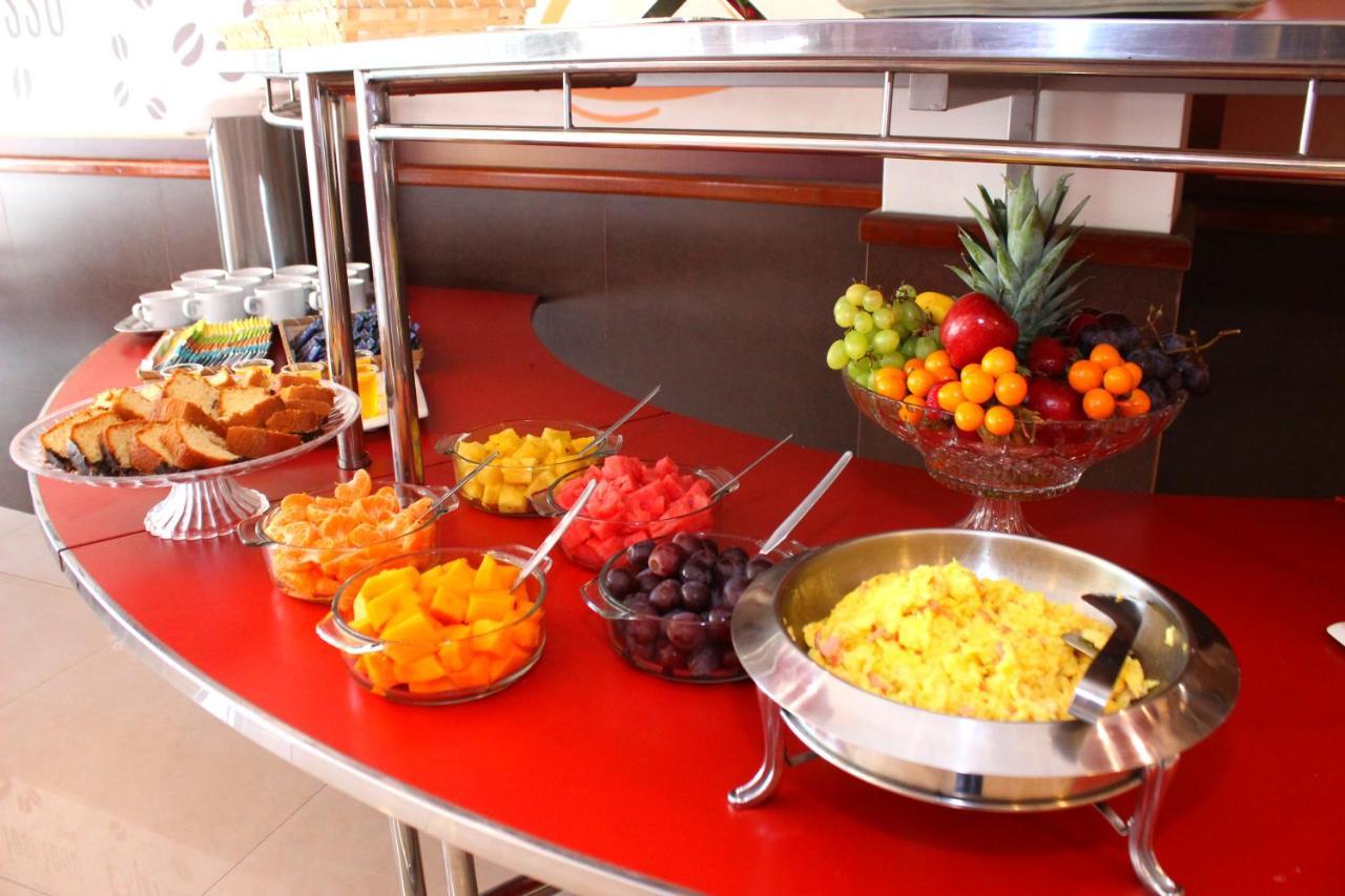 Hotel Royal Inn Tacna Buitenkant foto